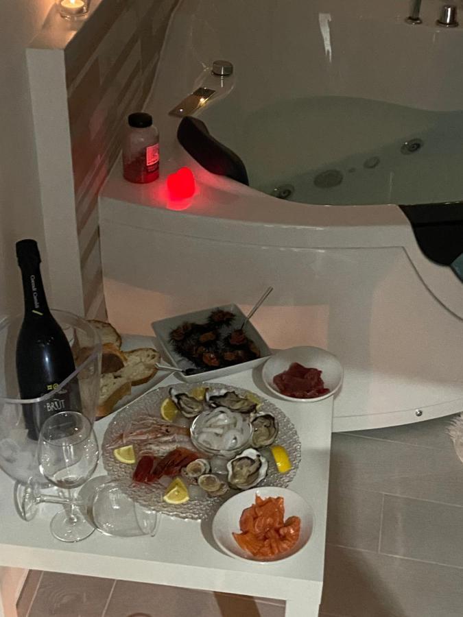 La Chicca Sul Mare Villa Bari Exteriör bild